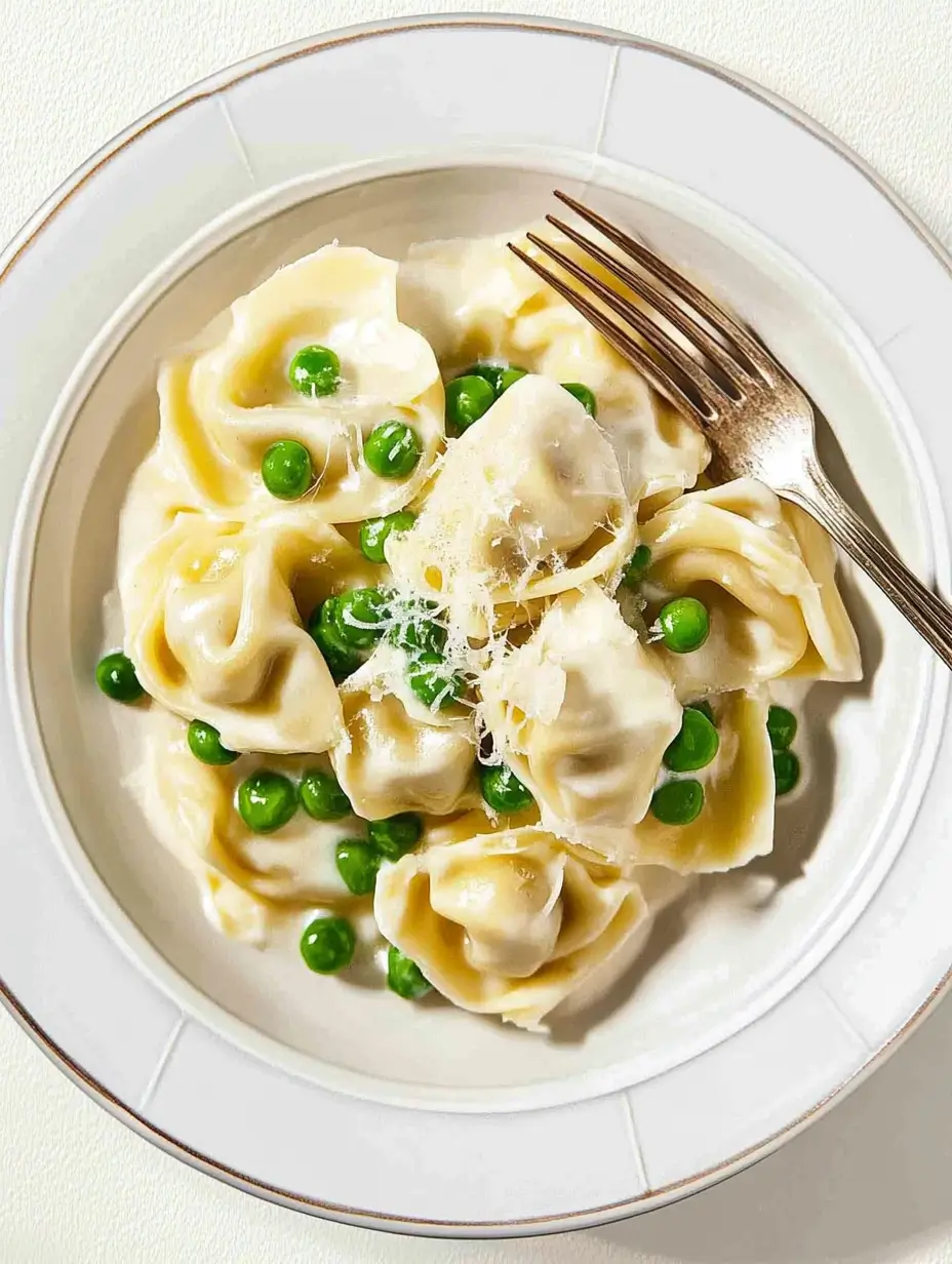 Tortellini with cream sauce
