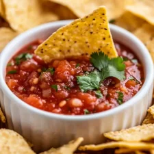 Homemade Salsa Recipe: Fresh, Easy, and Full of Flavor