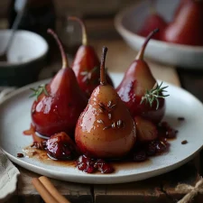 Elegant Poached Pears in Red Wine: An Incredible Recipe for 5-Star Desserts