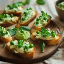 Spring Pea and Mint Crostini: An Incredible Essential Recipe