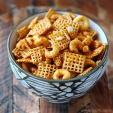 Honey Glazed Crockpot Chex Mix: An Incredible Ultimate Recipe